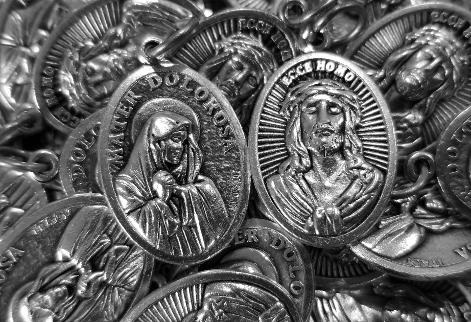 Saint Paul Evangelization 100 Pack - Miraculous Medals - 1 - Silver Plated  Italian Medals - Wholesale Bulk